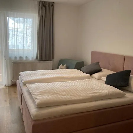 Bee Happy Haus Burboeck