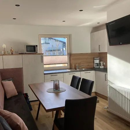 Bee Happy Haus Burboeck * פלאכאו