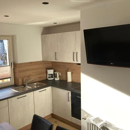 Bee Happy Haus Burboeck