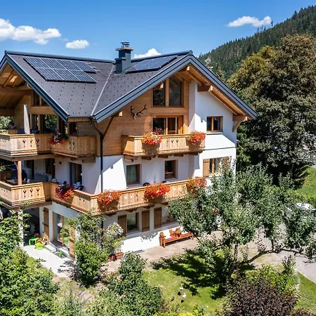 Bee Happy Haus Burboeck