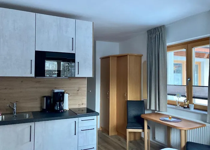 アパート Bee Happy Haus Burboeck フラッハウ